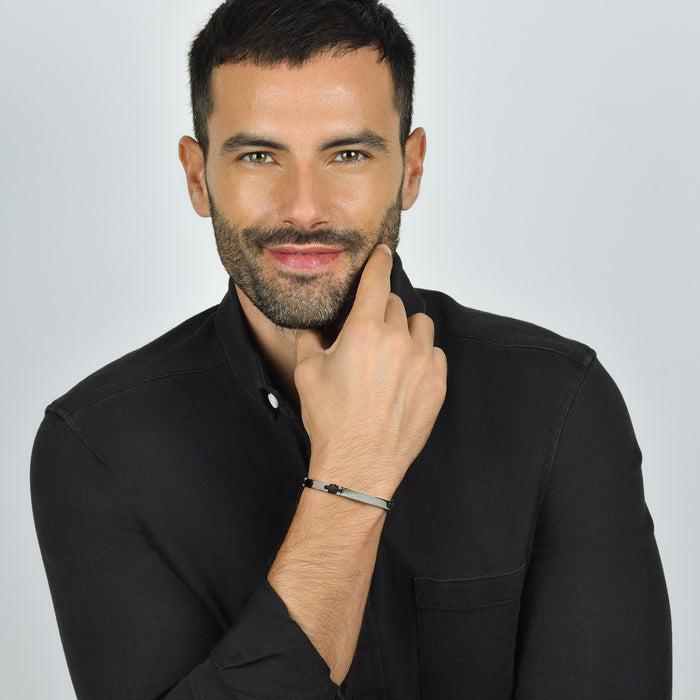 BRACCIALE UOMO IN ACCIAIO CON PIASTRA E CROCI IP NERO