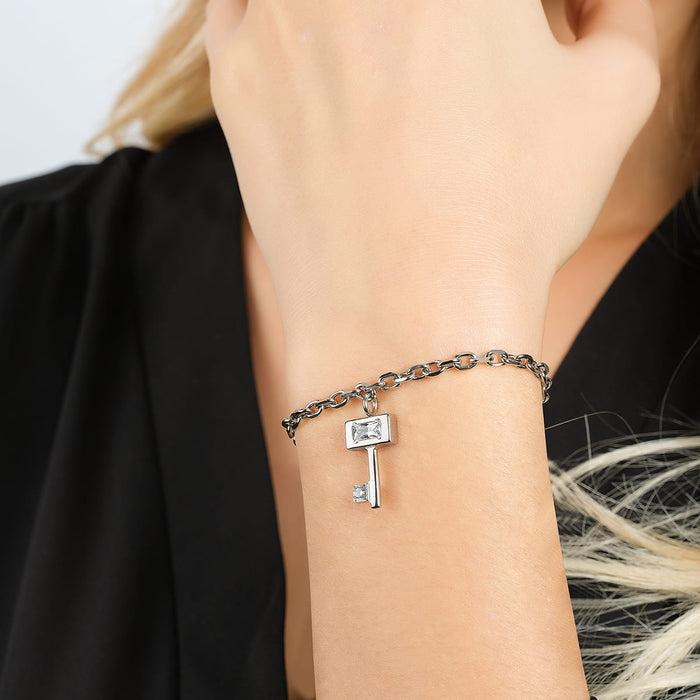 WOMEN'S STEEL BRACELET WITH KEY WITH WHITE CRYSTALS