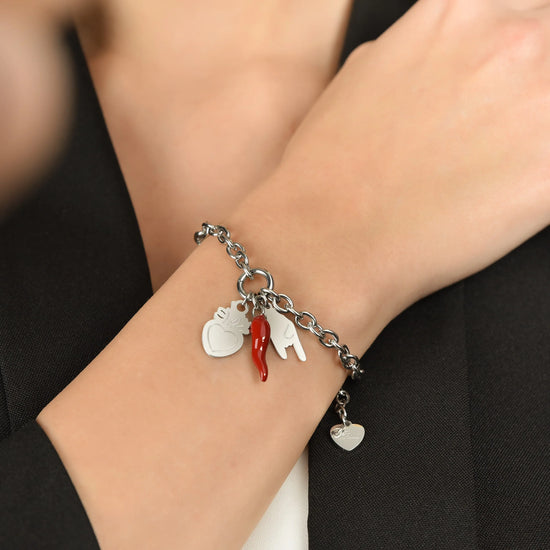 BRACCIALE DONNA IN ACCIAIO CON SIMBOLI PORTAFORTUNA E SMALTO ROSSO