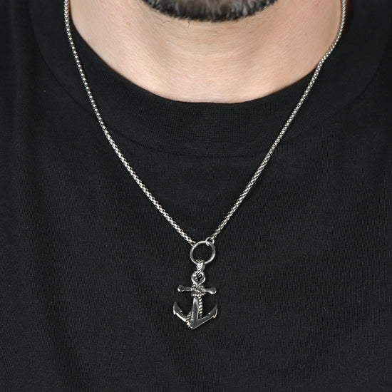 COLLANA UOMO IN ACCIAIO CON ANCORA CON SMALTO NERO