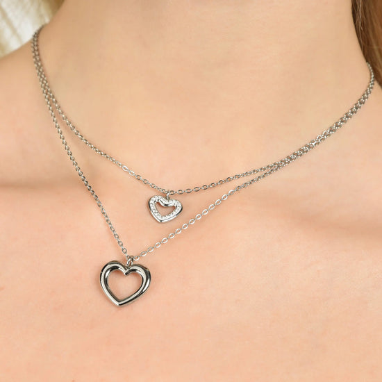 WOMEN'S STEEL NECKLACE WITH HEARTS AND WHITE CRYSTALS