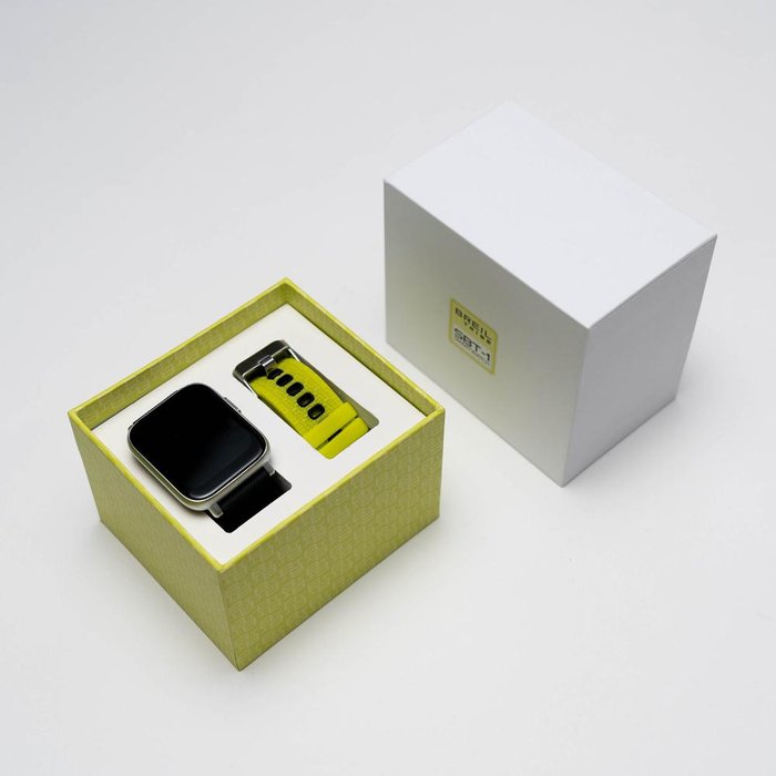 SBT-1 - SMARTWATCH CON DOPPIO CINTURINO E CASSA 36 x 44 MM