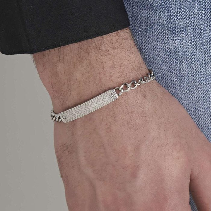 Steel bracelet with plate