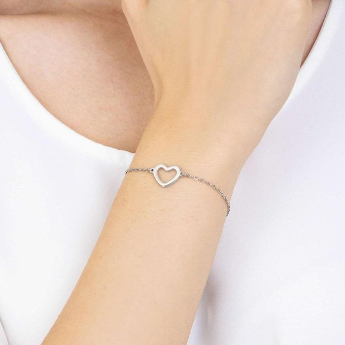 Steel bracelet with heart