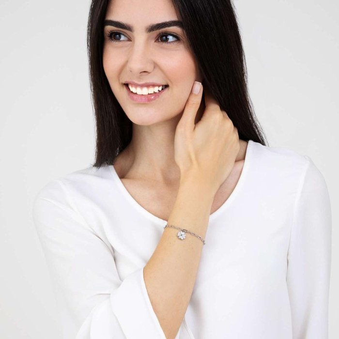 Bracciale in acciaio con quadrifoglio e cristalli bianchi
