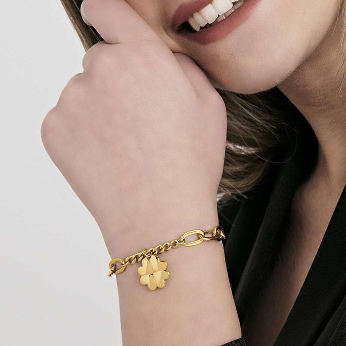Bracciale in acciaio ip gold con quadrifoglio