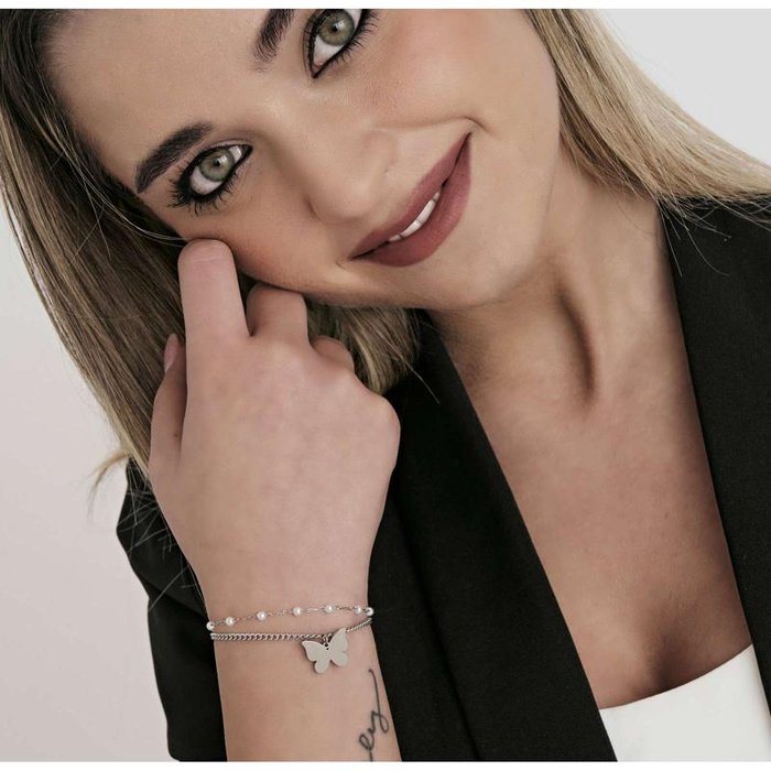Bracciale in acciaio con farfalla