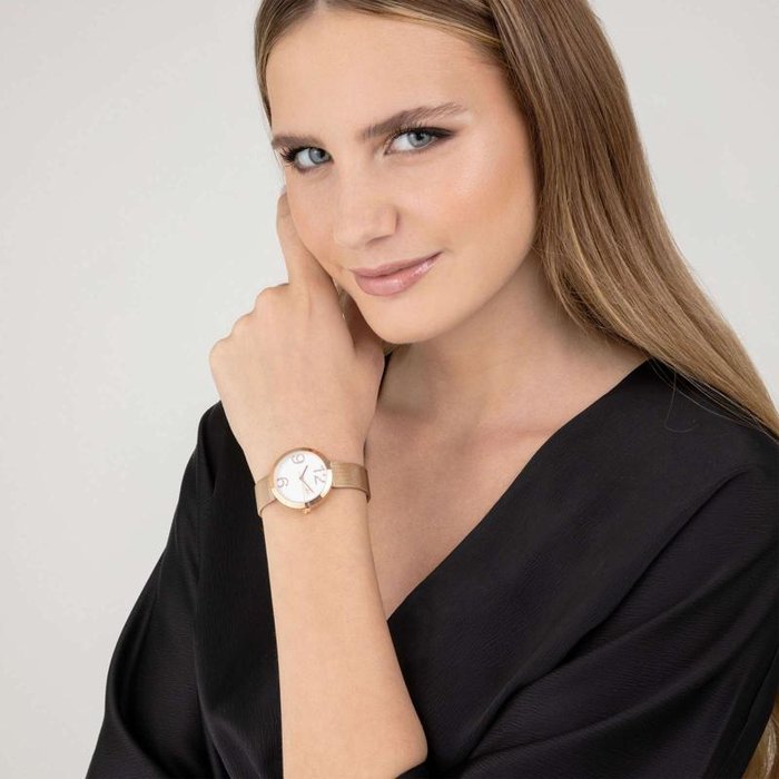 Orologio con cassa in acciaio ip goldquadrante silver maglia milano ip gold