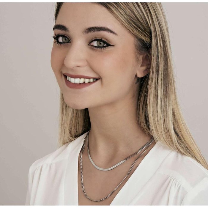 Collana in acciaio