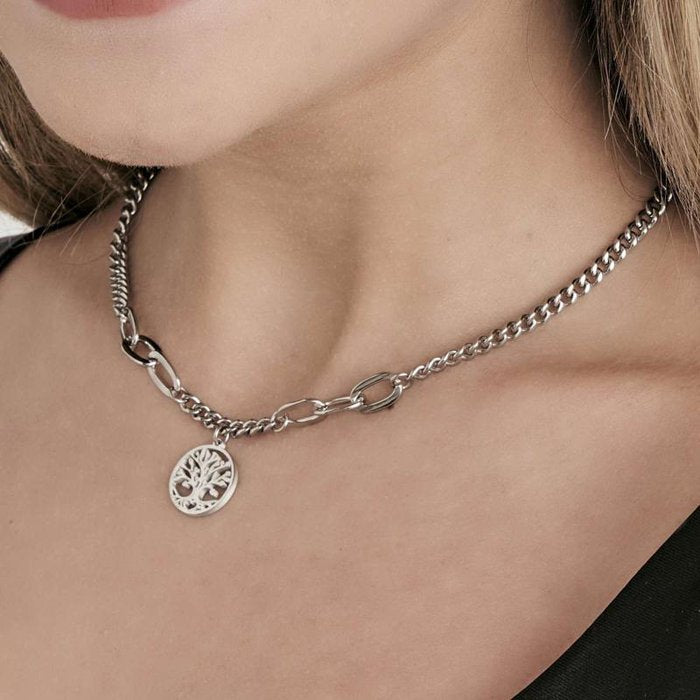 Collana in acciaio con albero della vita