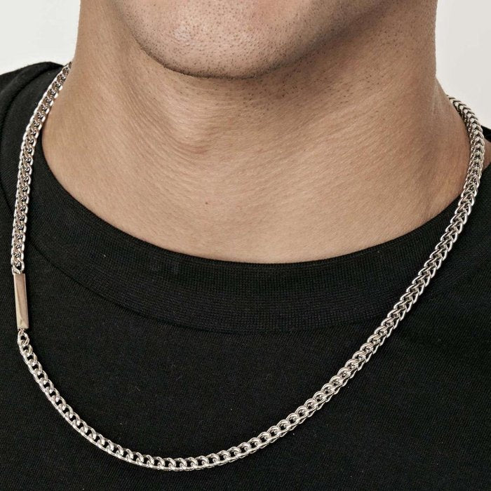 Collana in acciaio
