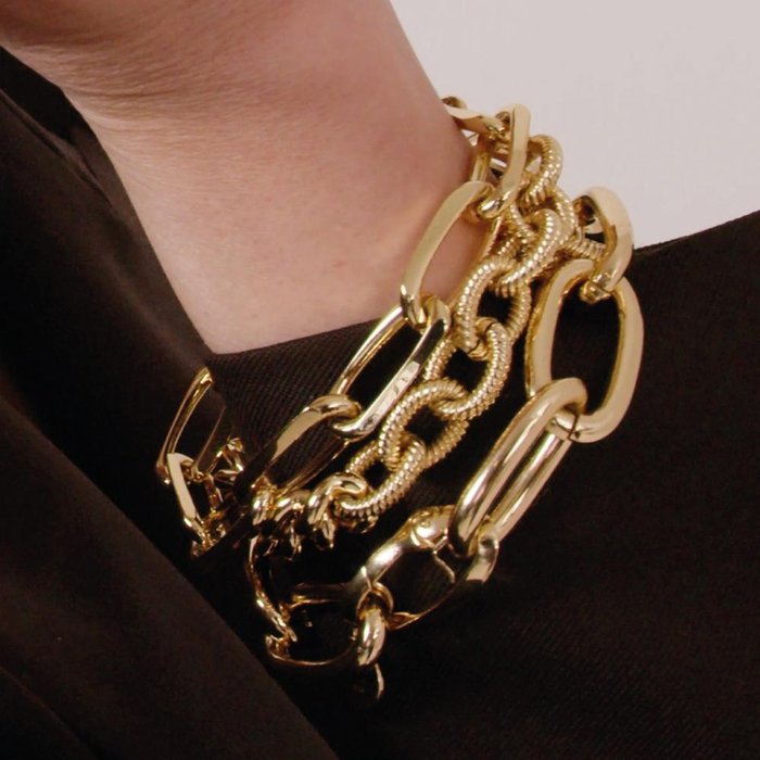 Bracciale in bronzo dorato