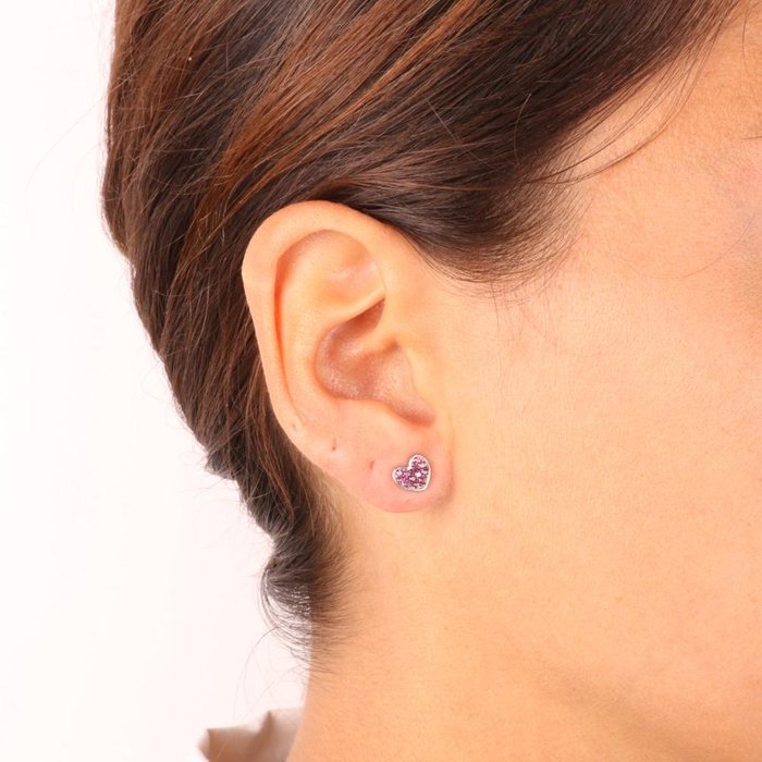Orecchini in Argento 925 a forma di cuore impreziositi da zirconi fucsia