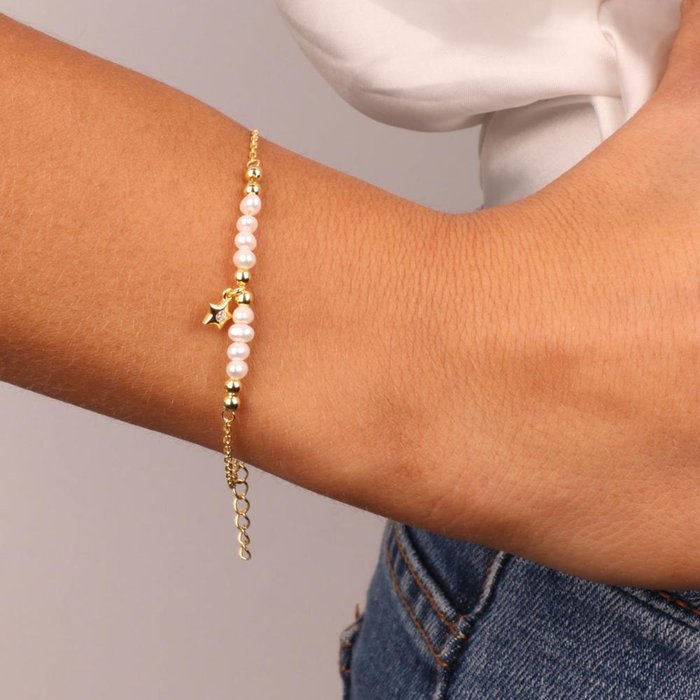 Bracelet en argent 925 avec perles et pendentif étoile avec détail central en zircon blanc