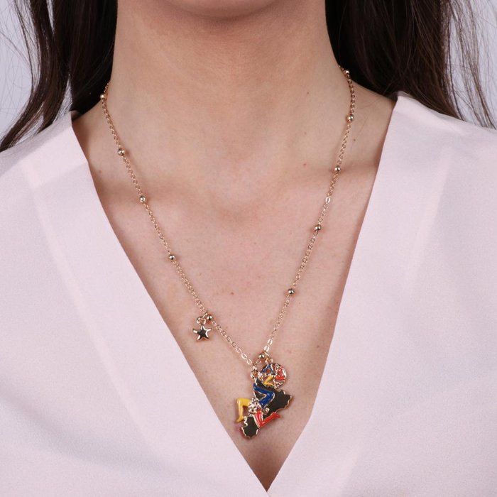 Collana in Metallo con trinacria e Sicilia