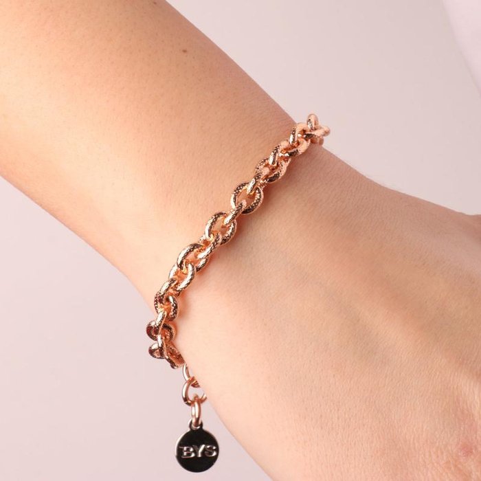 Bracciale in Metallo groumette effetto diamantato con maglia a cerchio e chiusura ad anello
