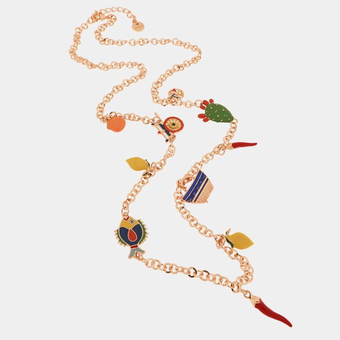 Collier en métal avec breloques siciliennes, chariot, panier, figue de Barbarie, corne porte-bonheur
