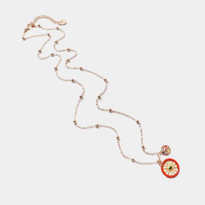 Collana in Metallo con ruota del carretto siciliano e simbolo Trinacria impreziositi da smalti colorati