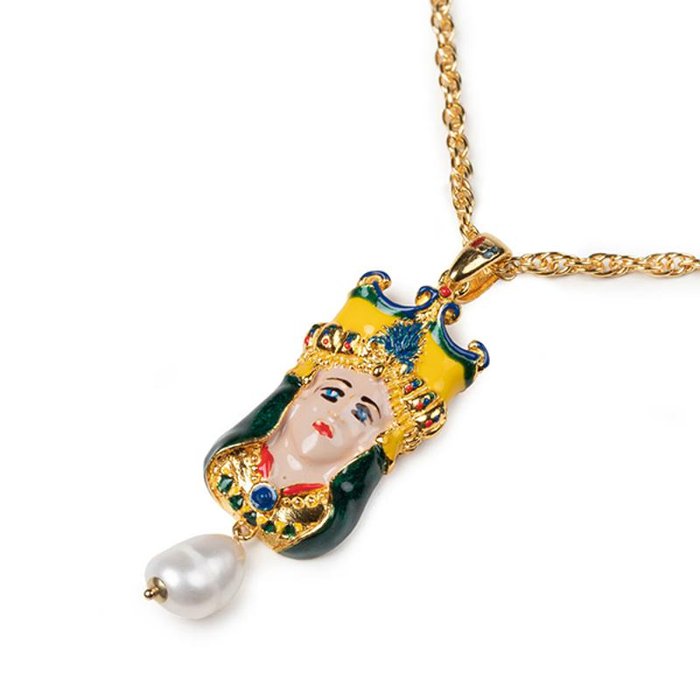 Mori Queen Pendant