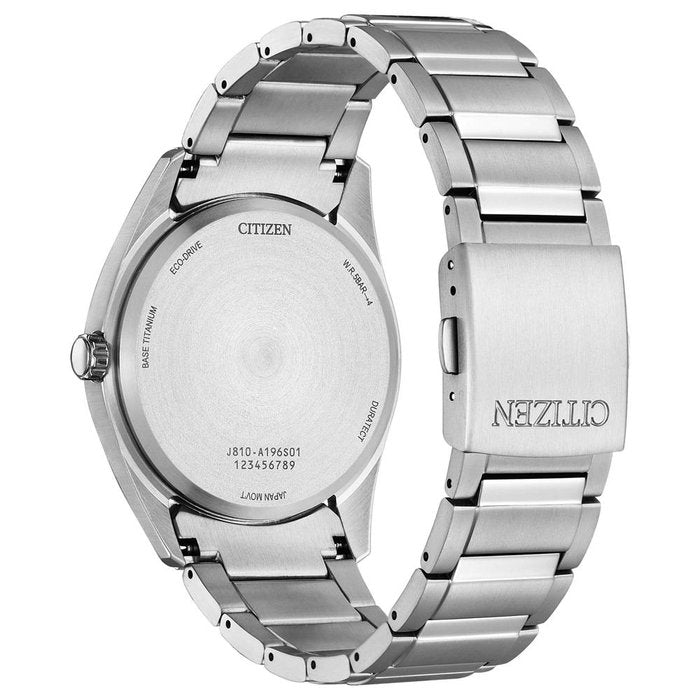 Uomo Superitanio 1640