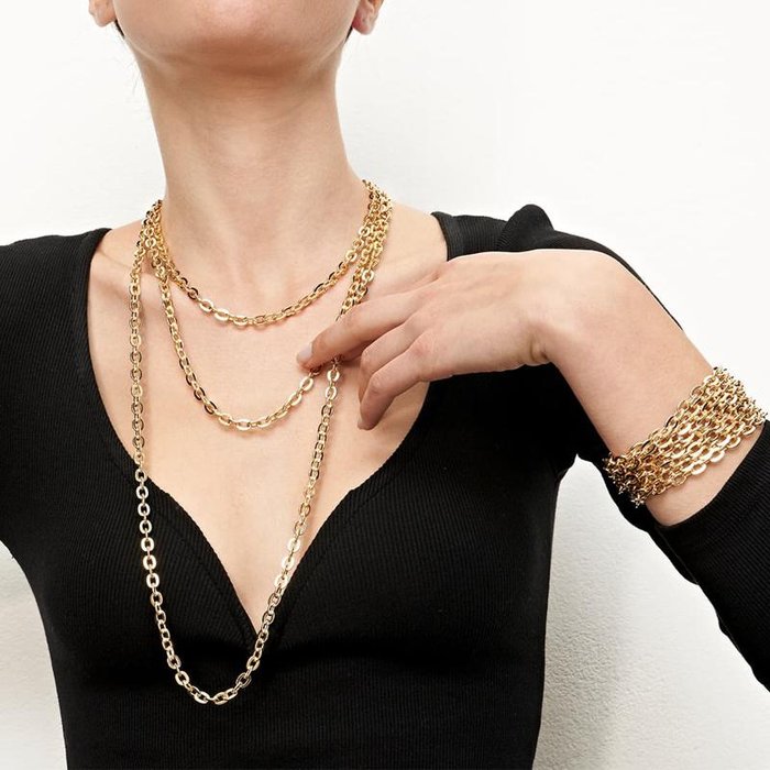 Collana in bronzo dorato
