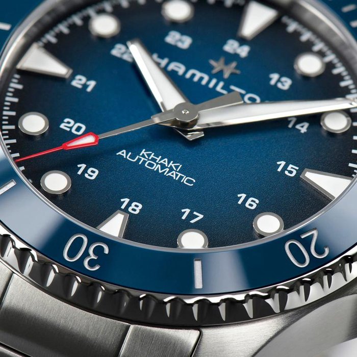 Khaki Navy Scuba Auto